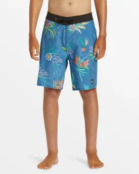 Boys 8-16 Surfsilk Straight Leg 17" Boardshorts