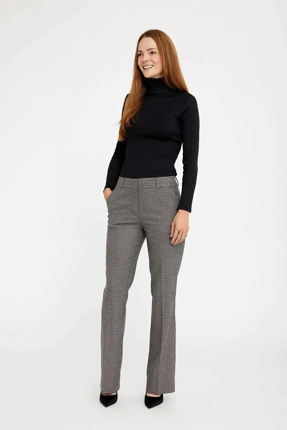 Clara Black Sand Twist