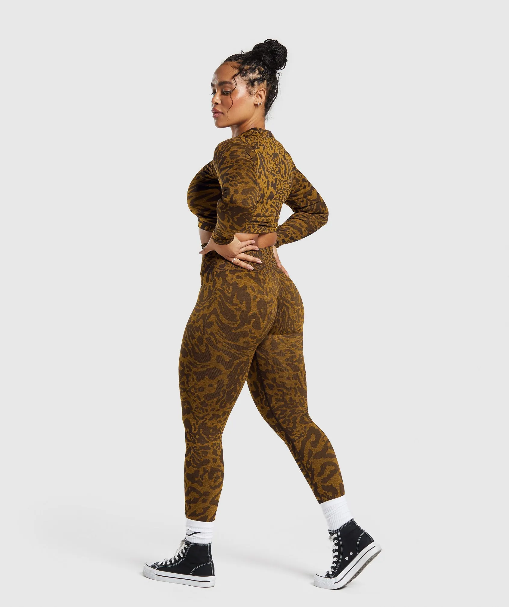 Stylish Gymshark Adapt Seamless Safari Leggings in Archive Brown/Burnt Yellow
