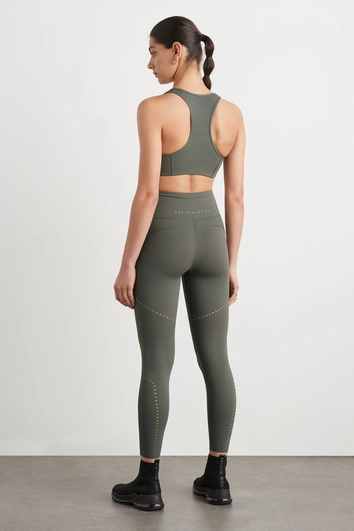 High Rise Perforated 7/8 Legging 227