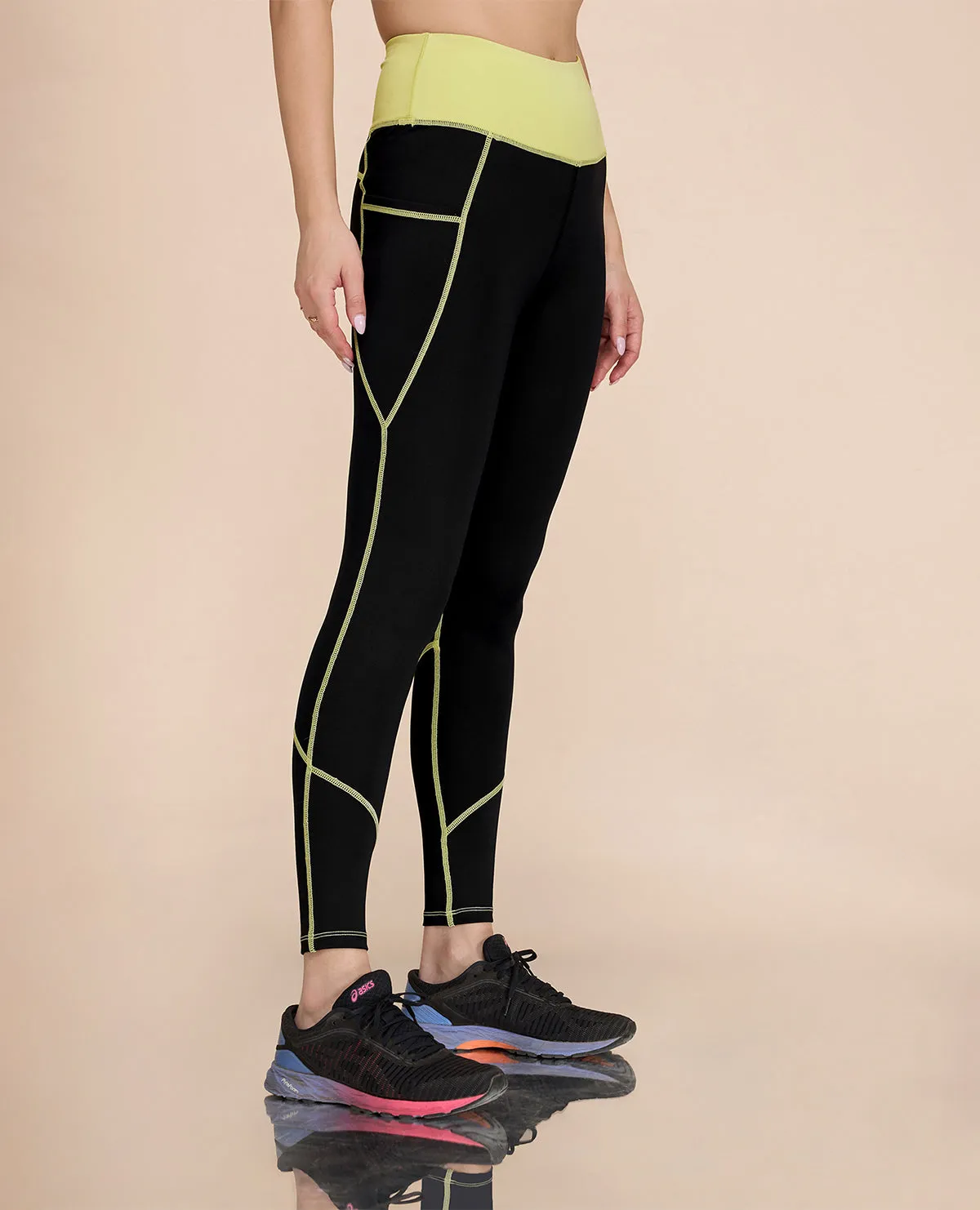 High Waisted Leggings in Second SKN Fabric