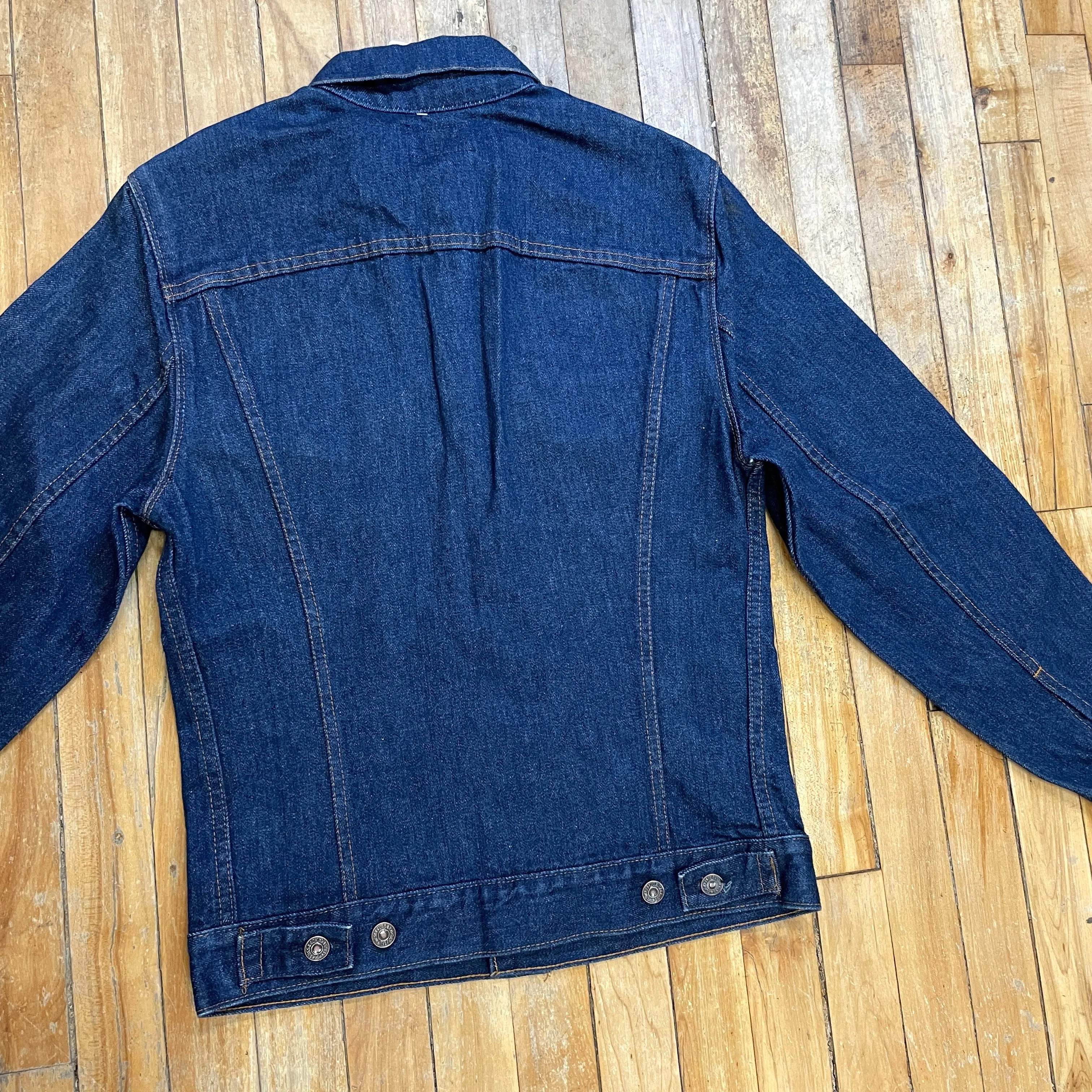 Levi's Deadstock 2 Pocket Red Tab Union Made in Canada Vintage Trucker Jacket Size S/M