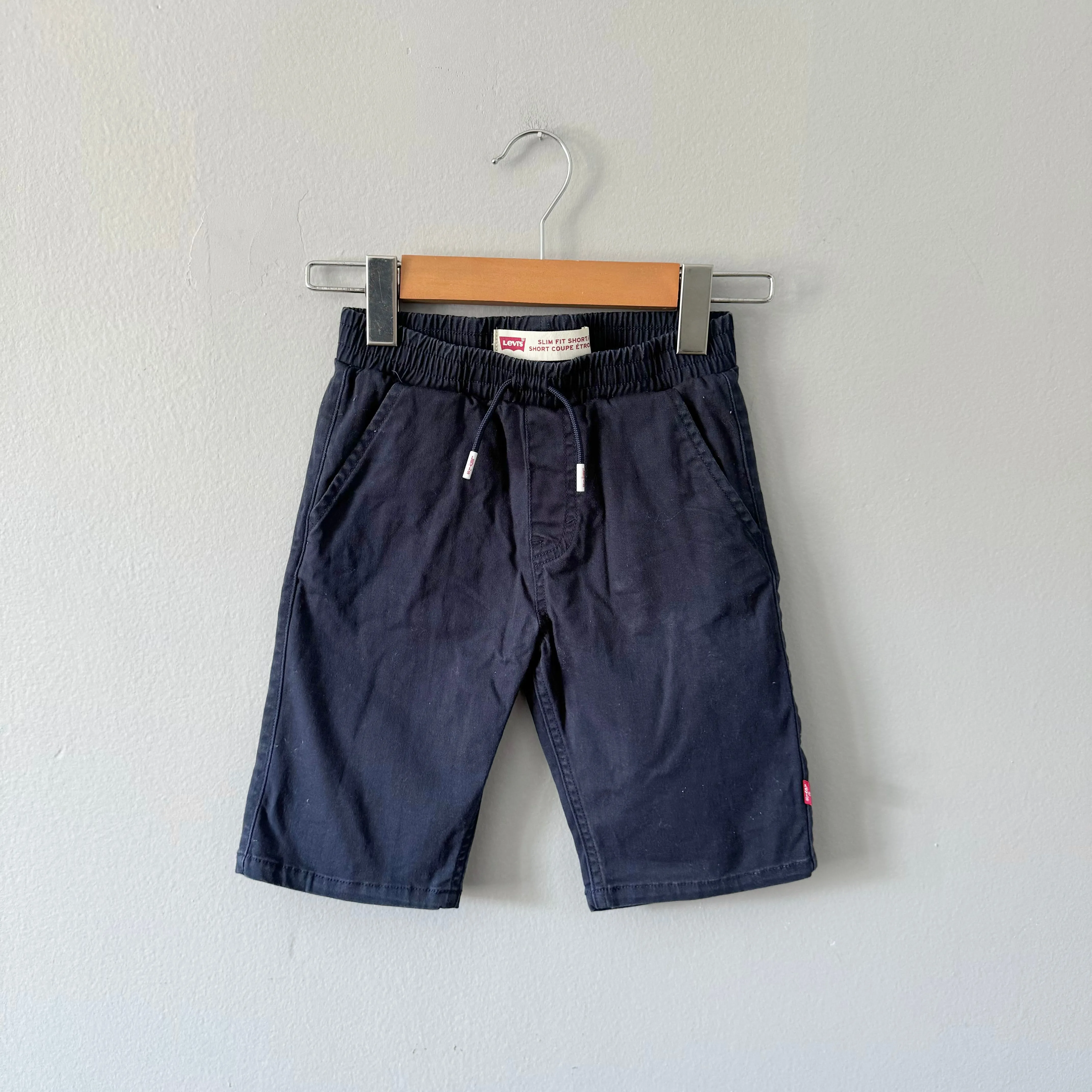 Levi's / Navy half pants / 6Y