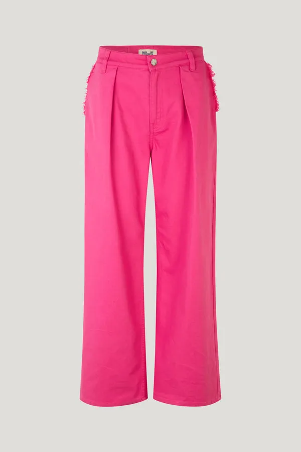 NAKITA | Shocking Pink