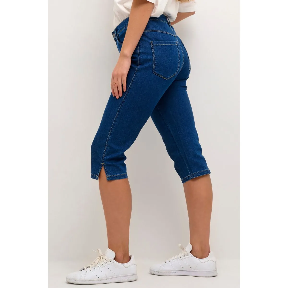 Vicky capri jeans medium blue washed denim