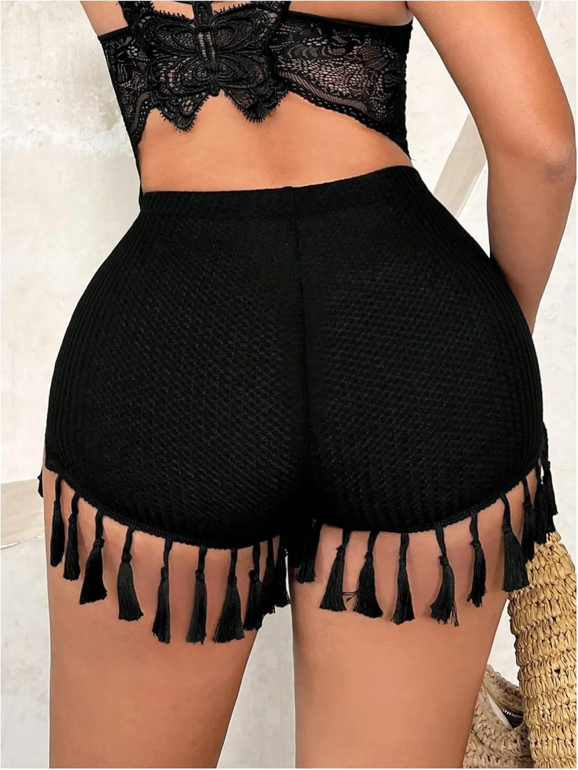WDIRARA Women's Elastic Waist Fringe Trim Skinny Shorts Mini Shorts
